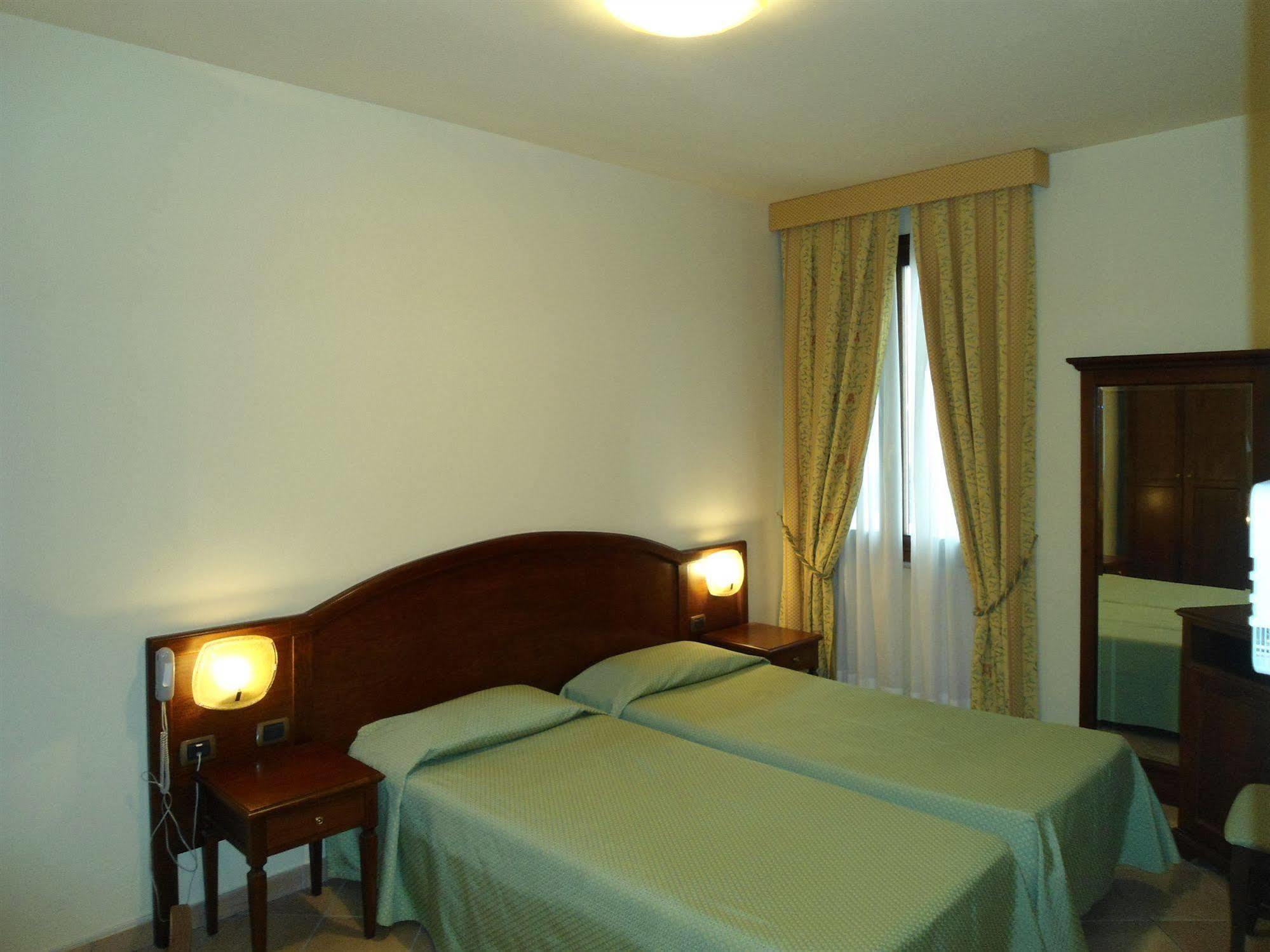 Hotel Belvedere Alice Bel Colle
